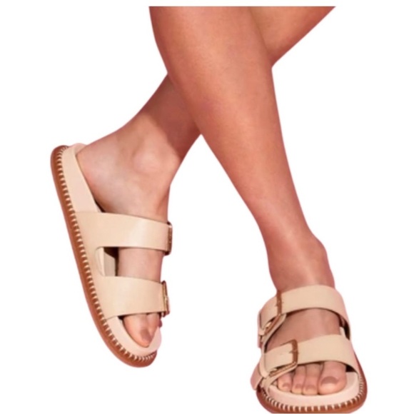 Ulla Johnson buckle slides - Picture 3 of 6